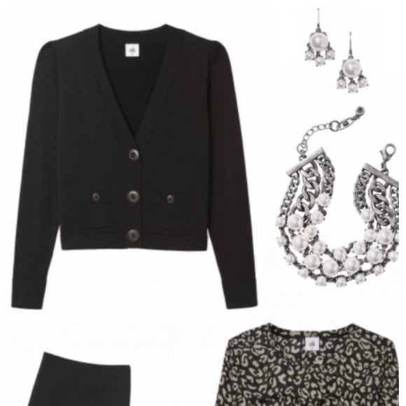 CAbi #3891 Goals Cardigan Black V-Neck Sweater Size Medium Big Buttons Pockets - Picture 7 of 12